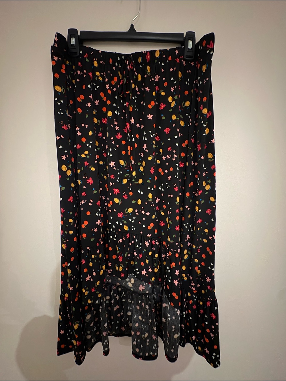 NWOT Kaileigh Black Floral High Low Skirt
